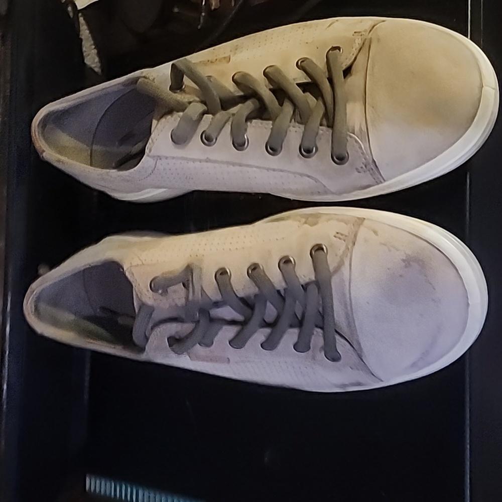 Ecco brand mens shoes size 9.5 us mens